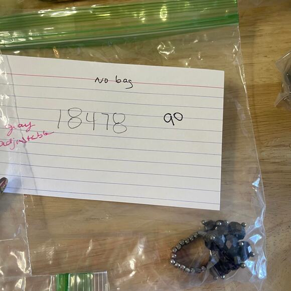 gunmetal gray and black fashion ring adjustable size costume jewelry - Picture 11 of 11